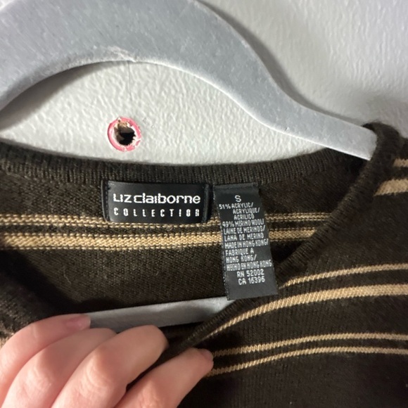 Liz Claiborne Olive and Beige Striped Top - Picture 3 of 3